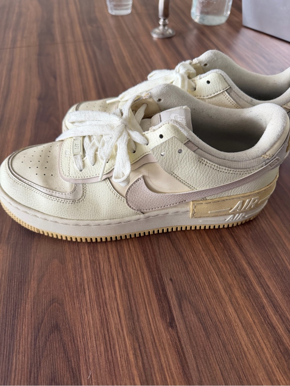 Nike Low-Top Sneakers in Cream & Light Pink